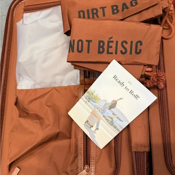 BEIS- small carry-on luggage in Maple. New with tags - Picture 10 of 10